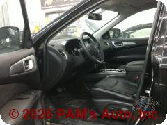 Vehicle photo 7