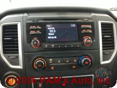 Vehicle photo 10