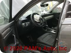Vehicle photo 7