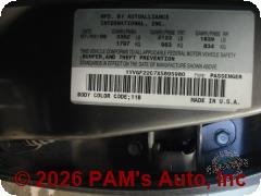Vehicle photo 7