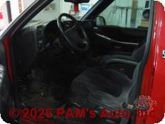 Vehicle photo 6