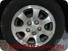 Vehicle photo 5