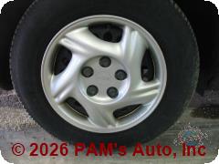 Vehicle photo 5