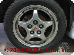 Vehicle photo 5