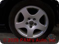 Vehicle photo 5