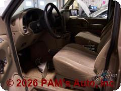 Vehicle photo 6