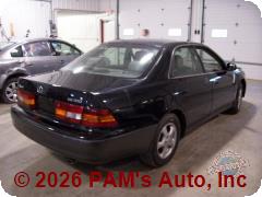 Vehicle photo 3