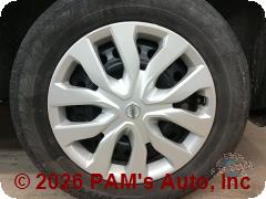 Vehicle photo 6