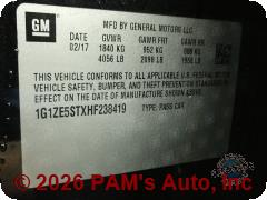 Vehicle photo 13