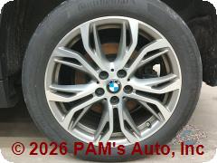 Vehicle photo 6