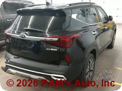 Vehicle photo 3
