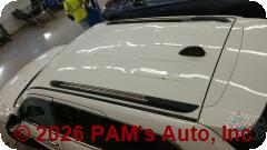 Vehicle photo 5