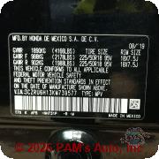 Vehicle photo 13