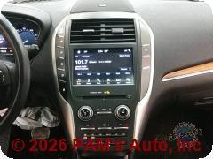 Vehicle photo 10