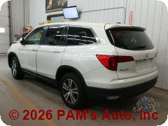 Vehicle photo 4