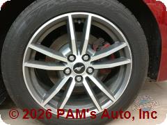 Vehicle photo 6