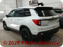 Vehicle photo 4