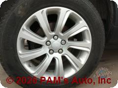 Vehicle photo 6
