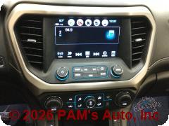 Vehicle photo 10