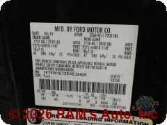Vehicle photo 13