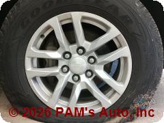 Vehicle photo 6