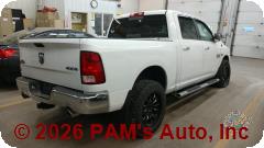 Vehicle photo 3