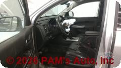Vehicle photo 7