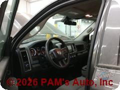 Vehicle photo 7