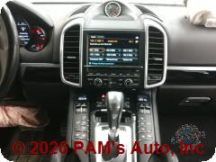 Vehicle photo 10