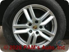 Vehicle photo 6