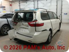 Vehicle photo 3