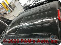 Vehicle photo 5