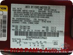 Vehicle photo 13
