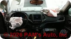 Vehicle photo 11