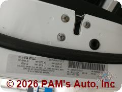 Vehicle photo 13