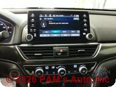 Vehicle photo 10