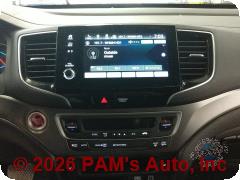 Vehicle photo 10