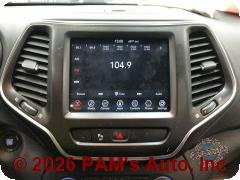 Vehicle photo 10