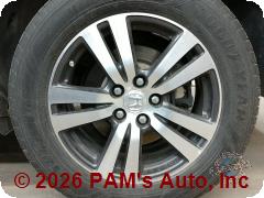 Vehicle photo 6