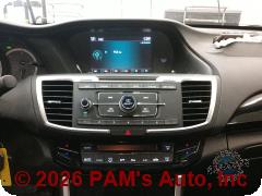Vehicle photo 10