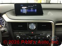 Vehicle photo 10