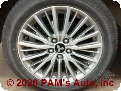 Vehicle photo 6