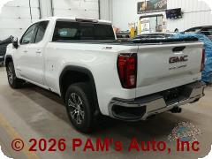 Vehicle photo 4