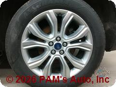 Vehicle photo 6