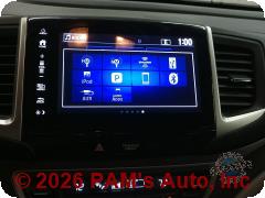 Vehicle photo 10