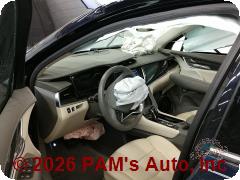 Vehicle photo 7
