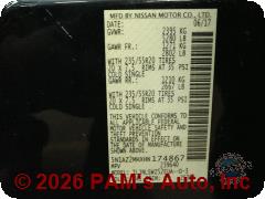 Vehicle photo 13