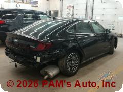 Vehicle photo 3