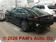 Vehicle photo 4