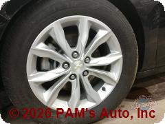 Vehicle photo 6
